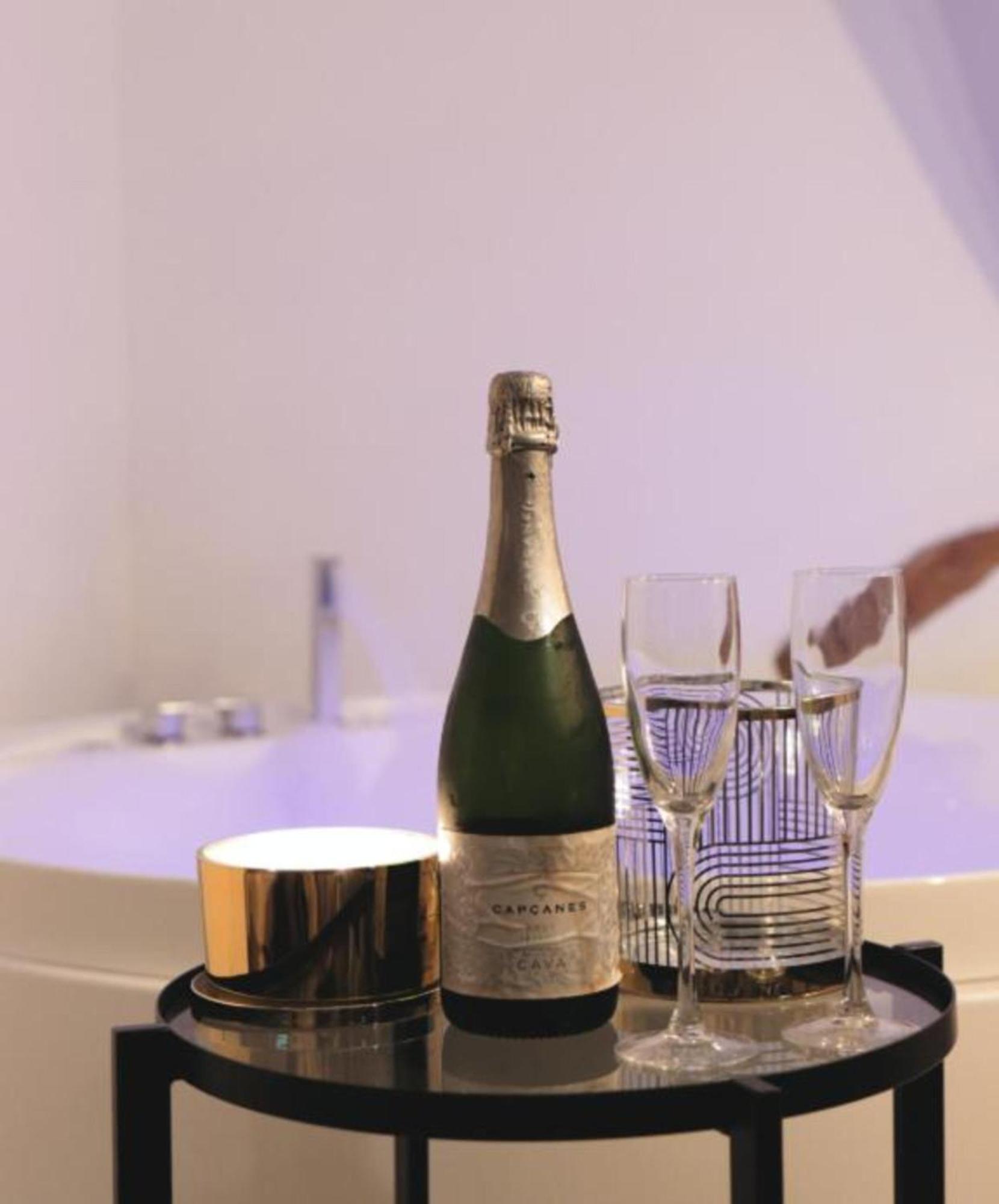 Secreto Suites By Gloove クエンカ エクステリア 写真
